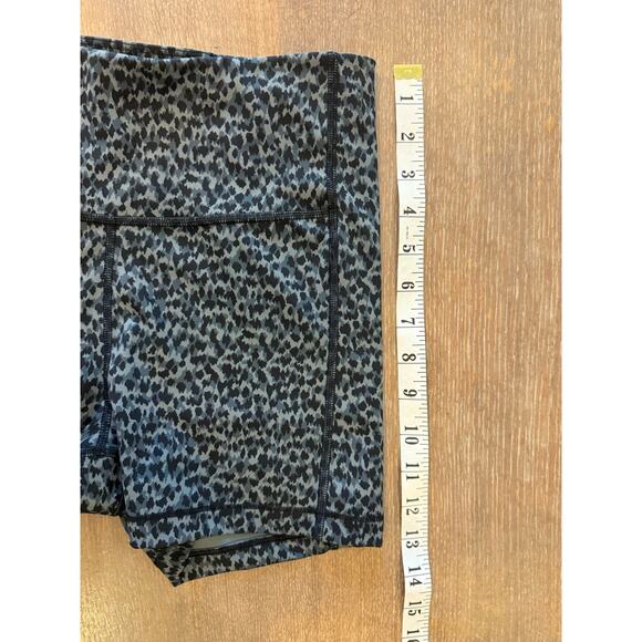 ATHLETA Ultimate Printed Shortie Compression Shorts Workout Women size S - Picture 7 of 8